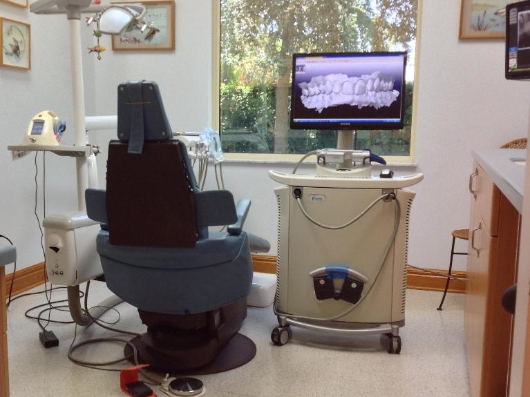 image of a digital scanner | Jensen Beach FL